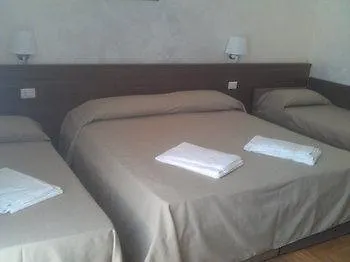 Rome Accommodation Frühstückspension 2*